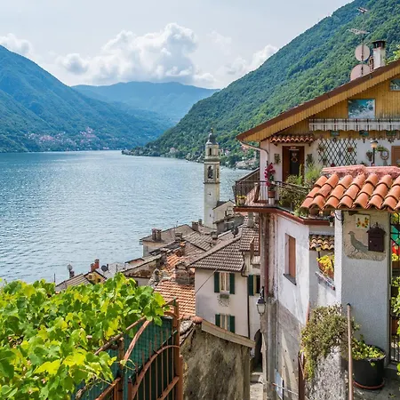 Casa Veligato 2 *